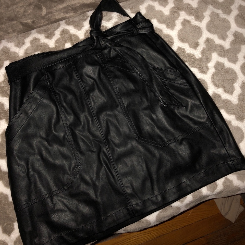 High waisted tie leather skirt.